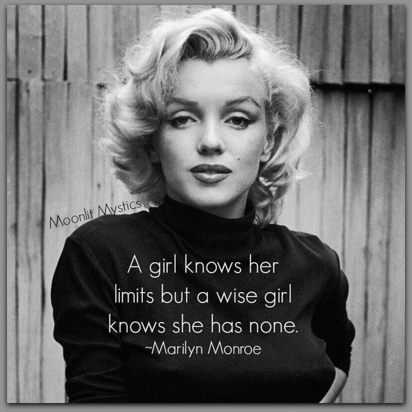 Top Rated Meet your Posher, Annie-Trusted seller! - Picture 5 of 7